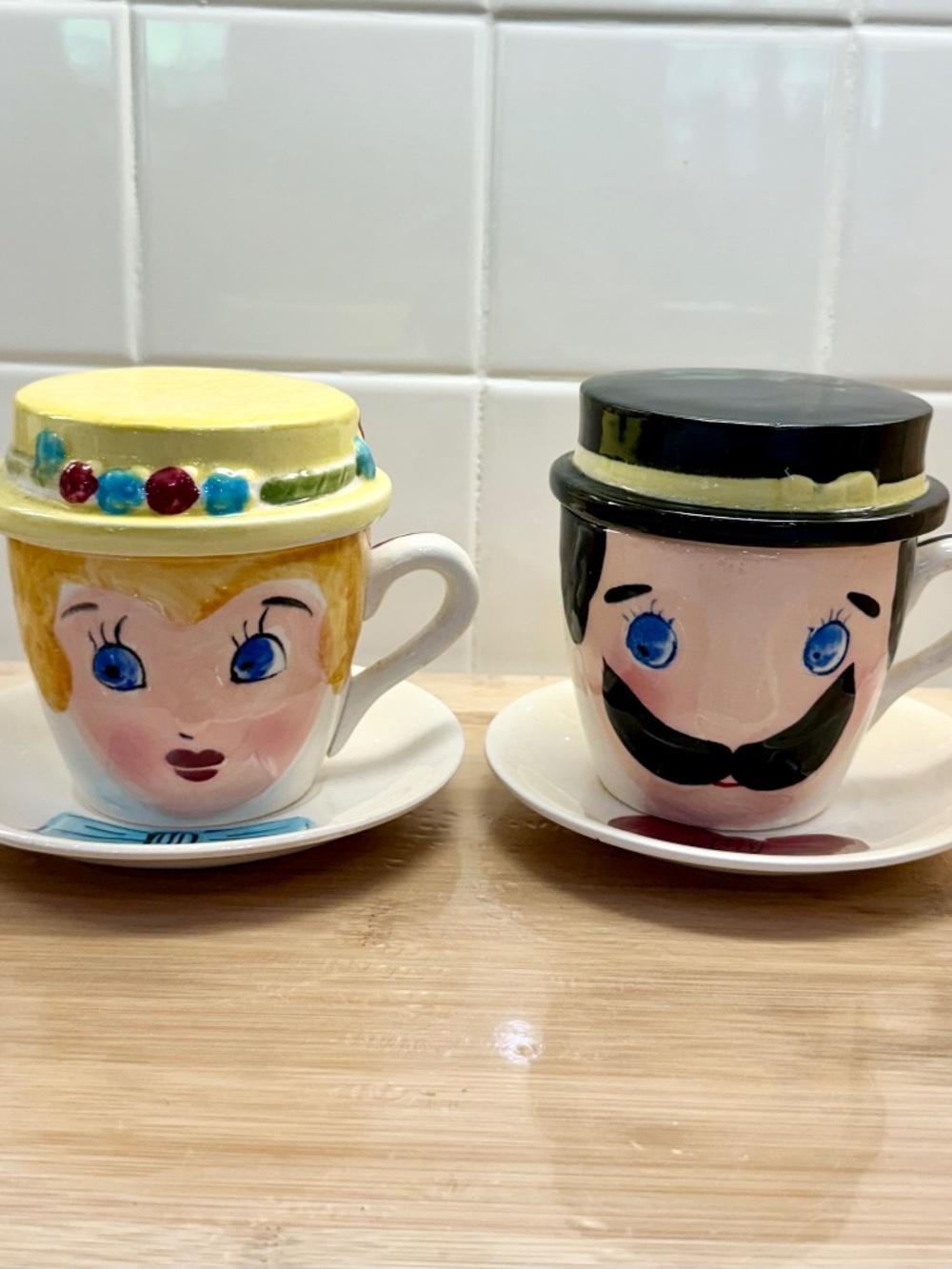 vintage "Mom and Pop" coffee cups/lids for ashtray RELCO